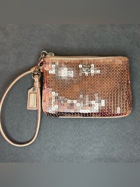 Coach Sequin Wristlet Gold Champagne Evening Clutch Sparkle Party Bag Preloved ✨